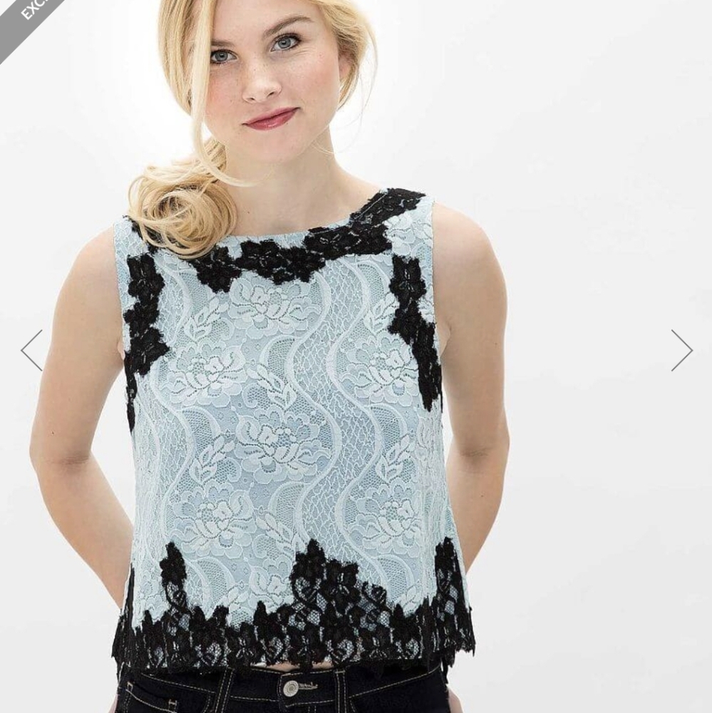 NWT - Buckle Lace Crop Top